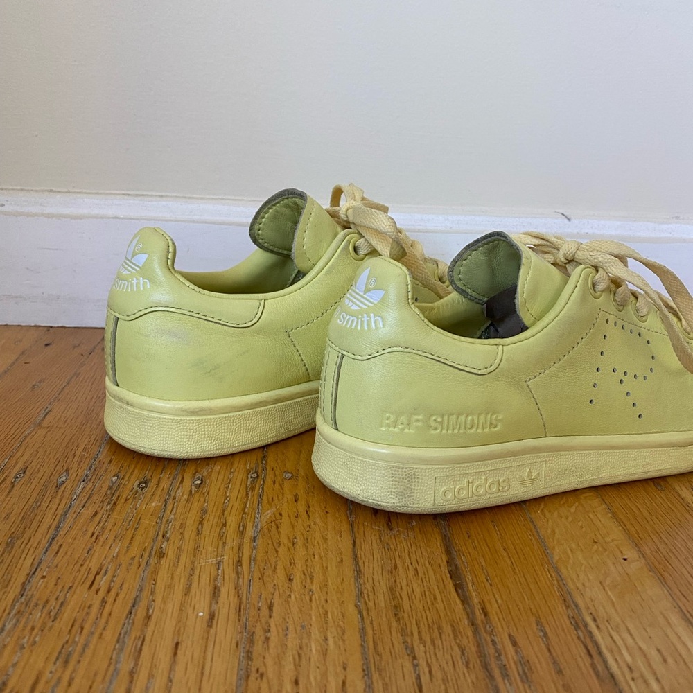 Adidas Light Yellow Sneakers - Picture 3 of 10